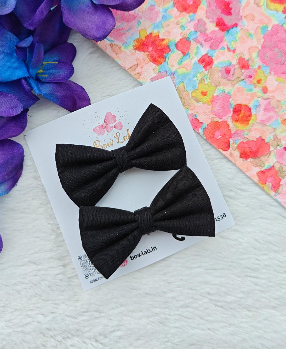 Chic Black Mini Bow Set - Elegant & Premium Hair Accessory Main image