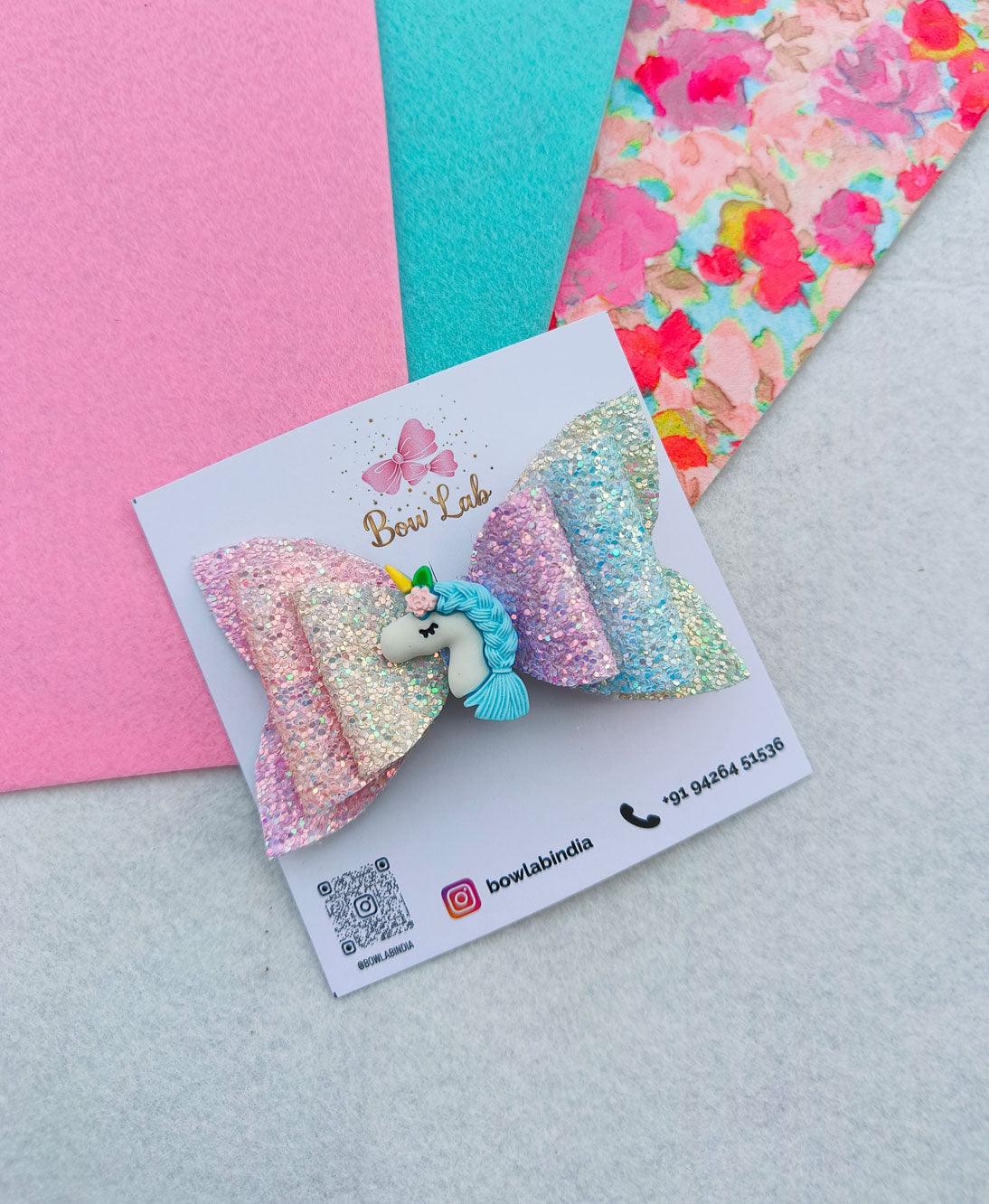 Unicorn Character Bow Secondary image