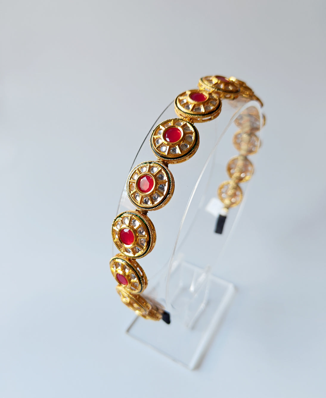 Nirvana Kundan Hairband Main image