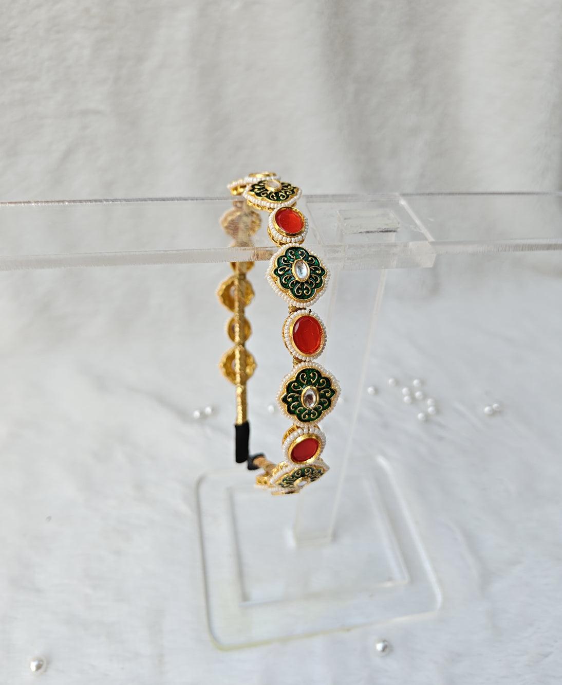 Red & Green Kundan Hairband with pearls Secondary image