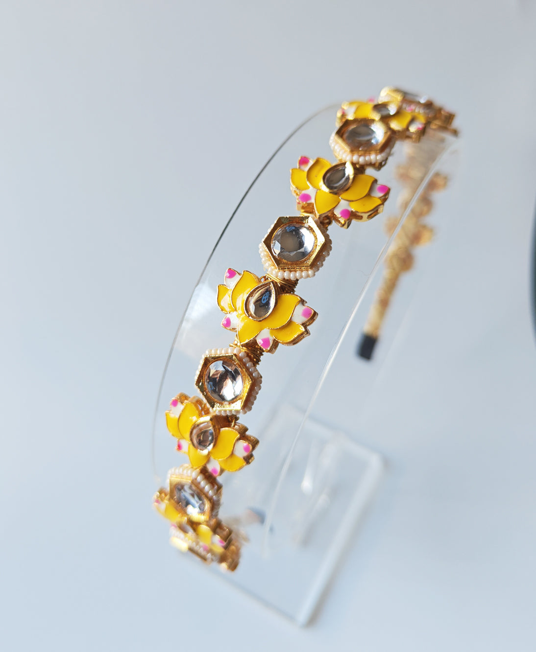 Kundan Kiyara Hairband Secondary image