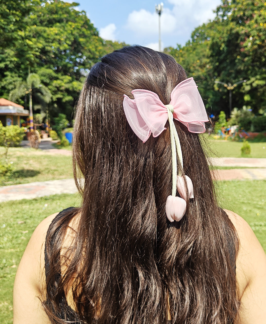 Tuilip Hair Bow
