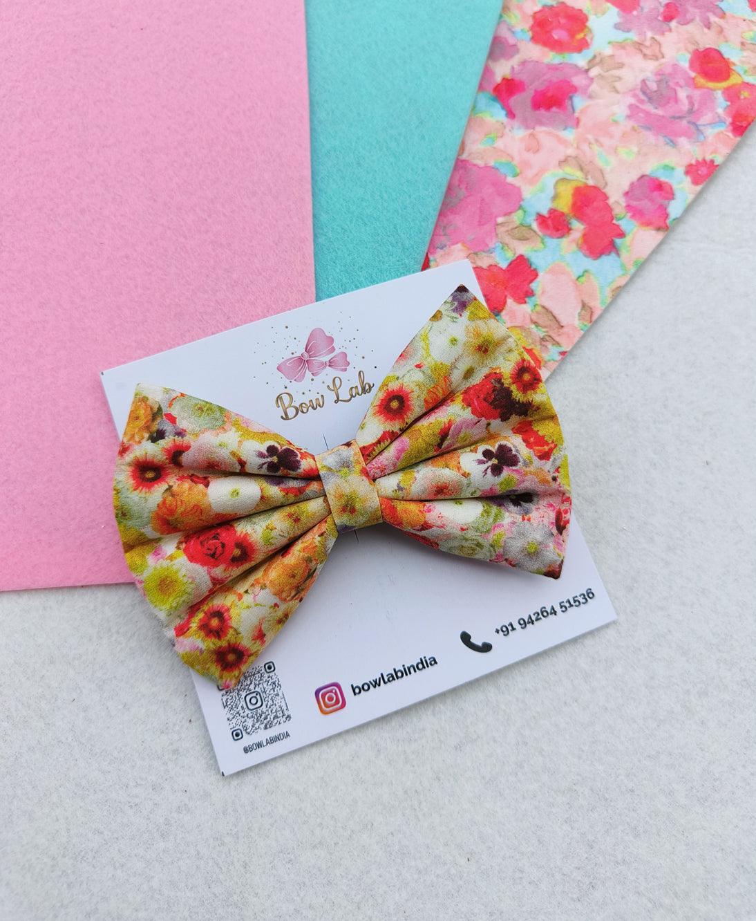 Blossom 4 inch Bow Main image