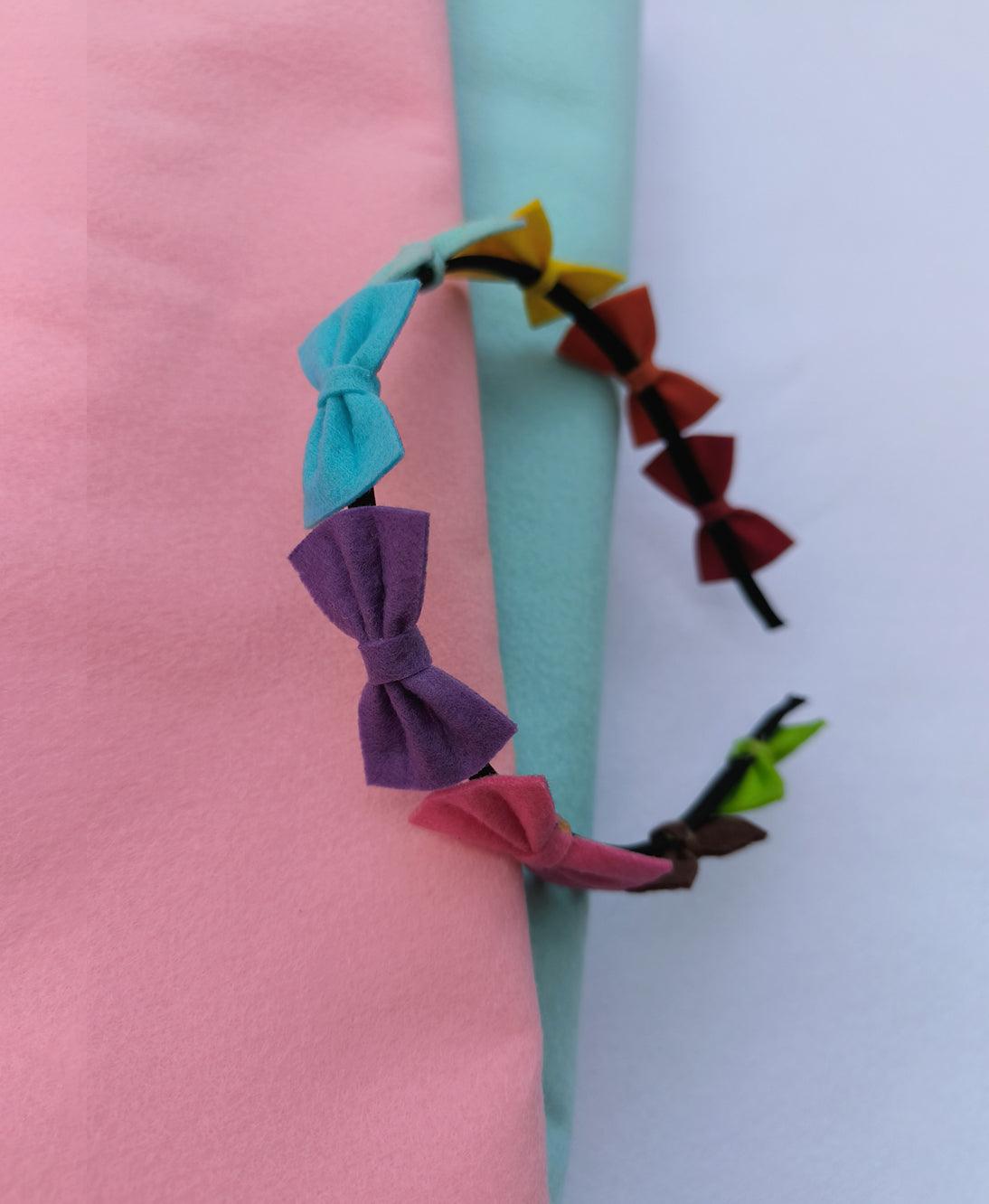 Vibrant Twist Headband Main image